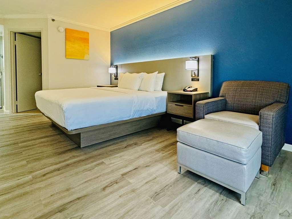 Comfort Inn & Suites Houston I-10 West Energy Corridor Bilik gambar