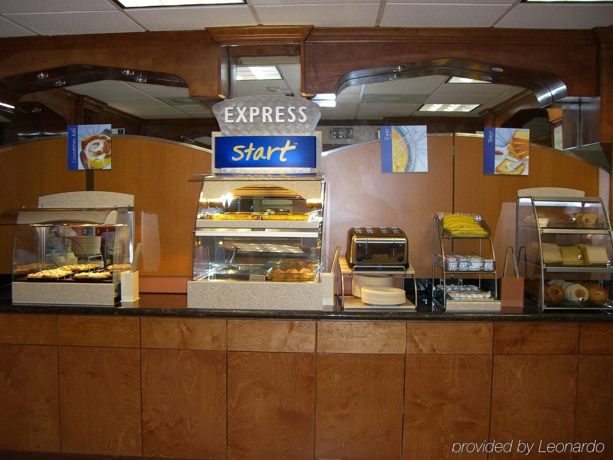 Comfort Inn & Suites Houston I-10 West Energy Corridor Restoran gambar
