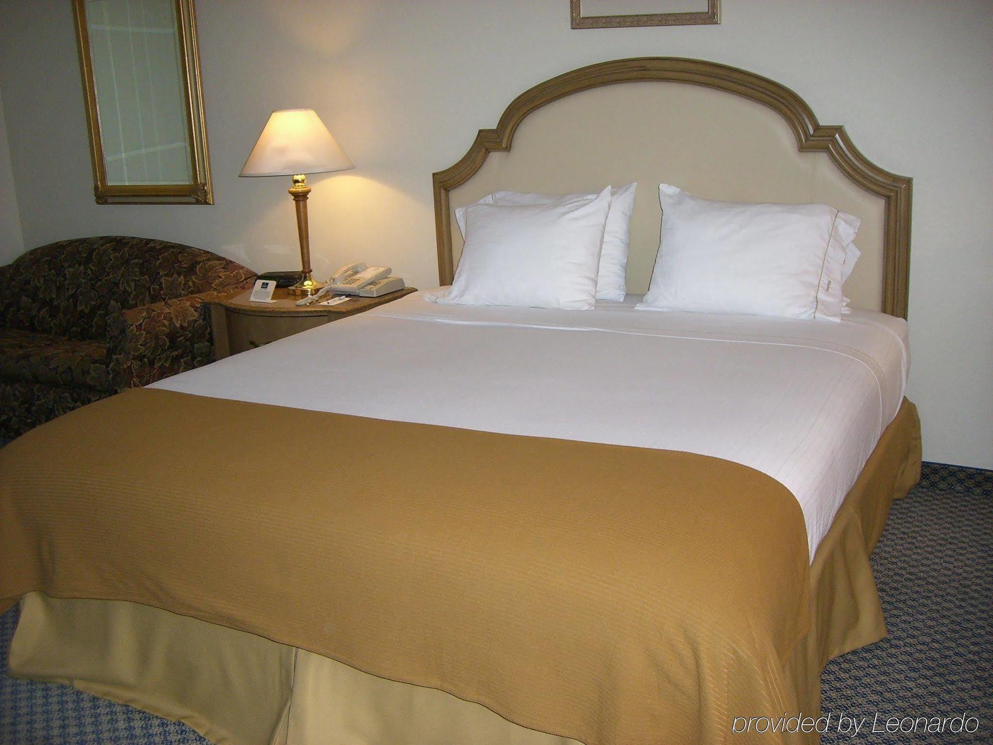 Comfort Inn & Suites Houston I-10 West Energy Corridor Bilik gambar